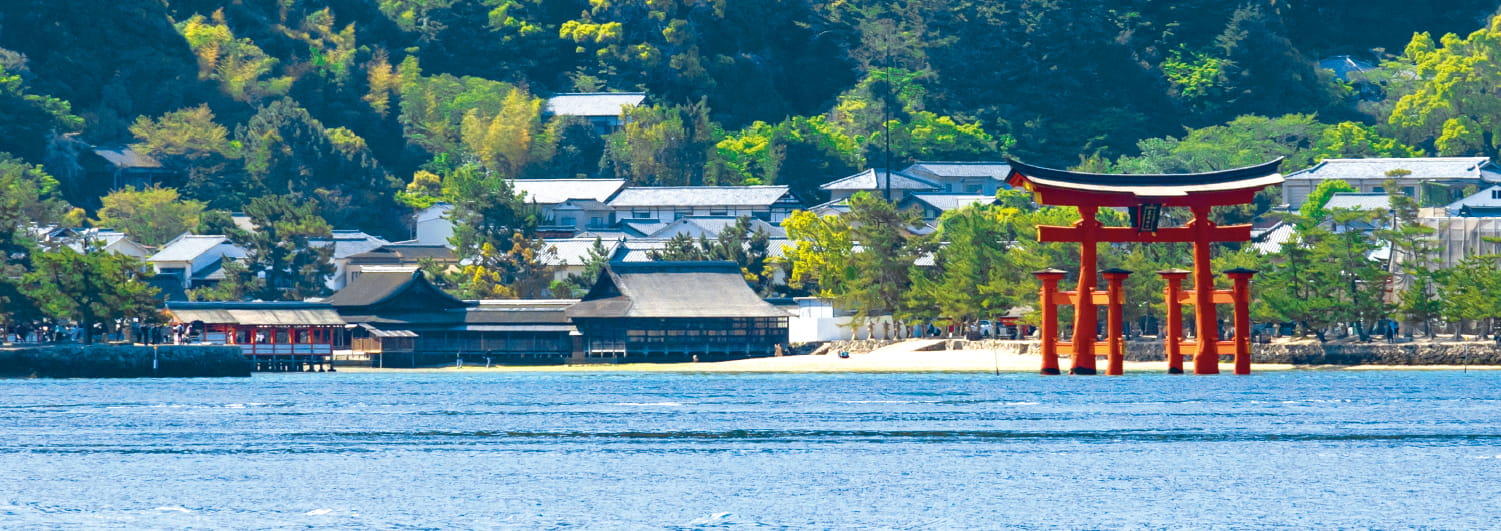 嚴島神社と大鳥居